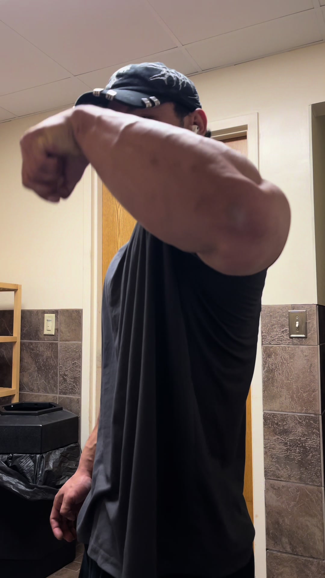 @Extralarge24