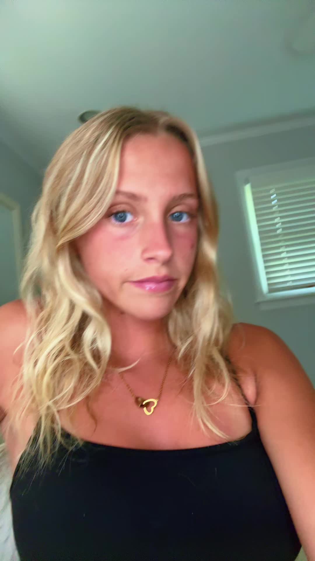 @darcyv08