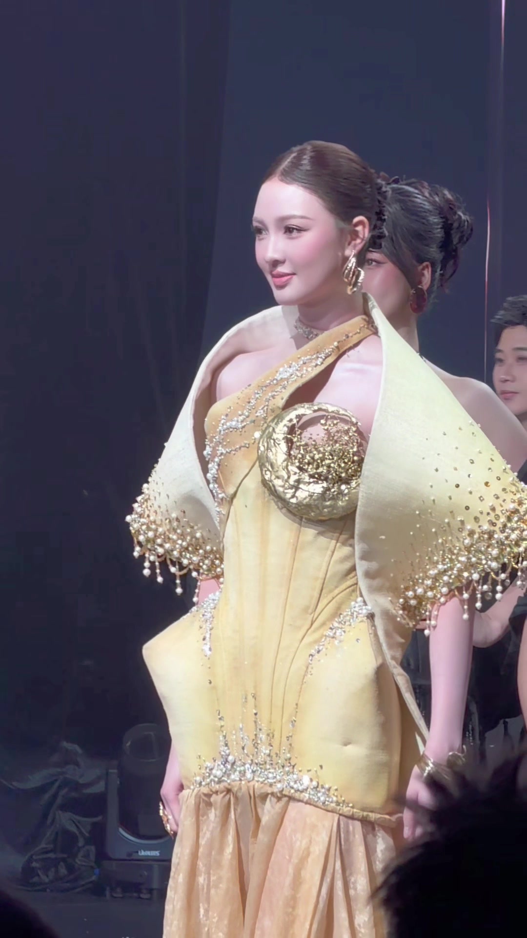 @Nguyễn Thị Cẩm Ly