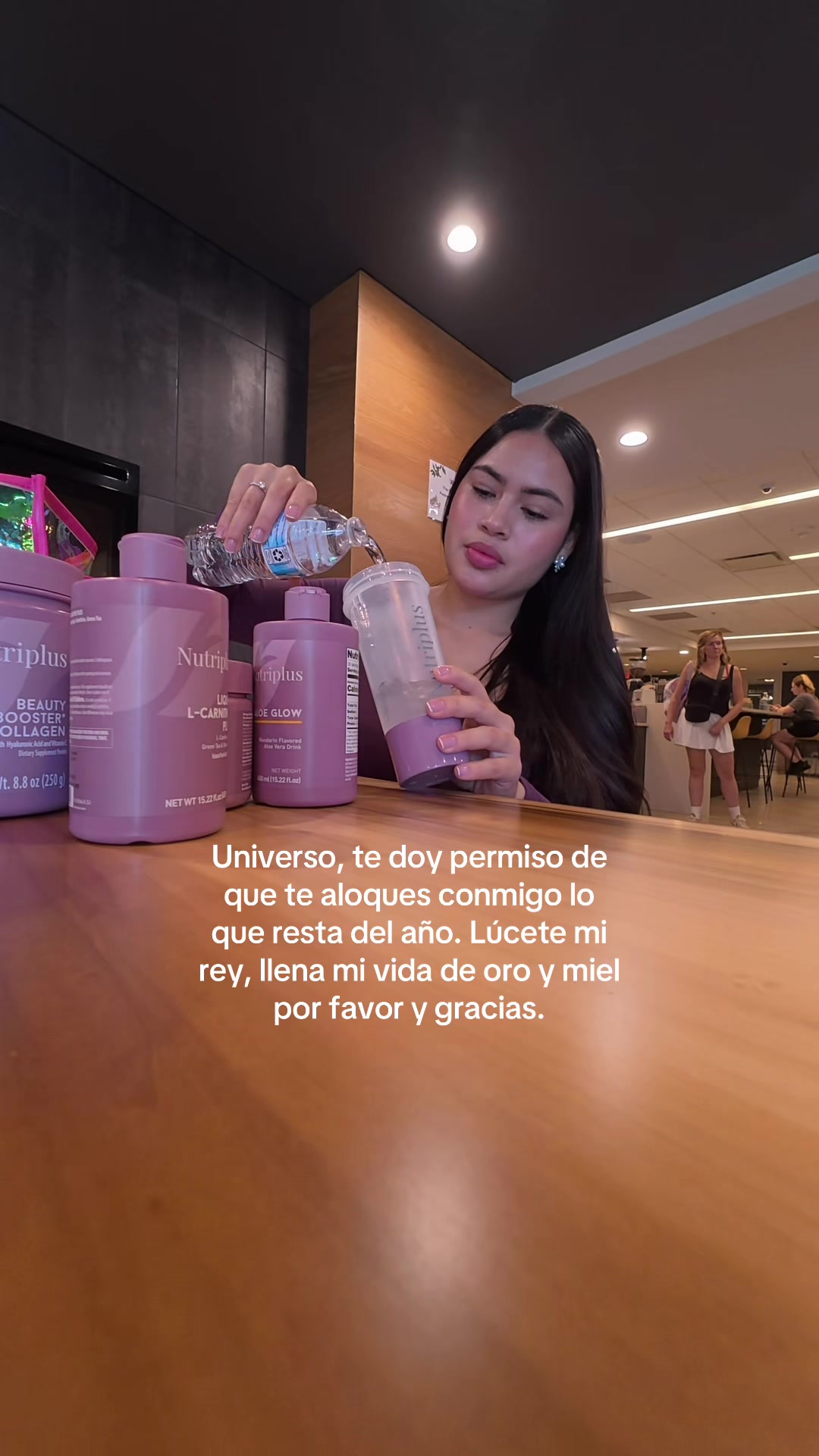 @LAURA MORALES F