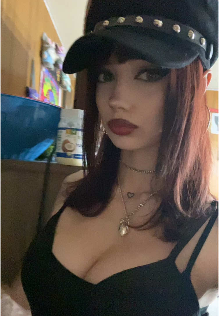 @Haley🍒