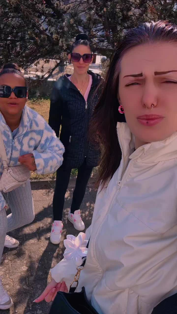 @neveryours