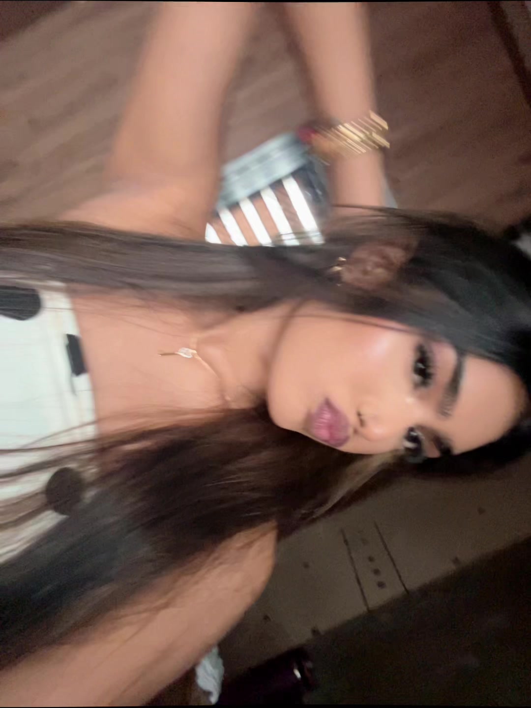 @Kim 🍒🪩💋🍸