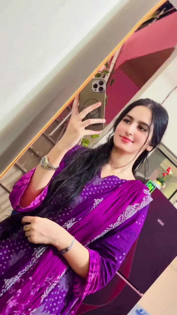 @Muneeba khan⭐️