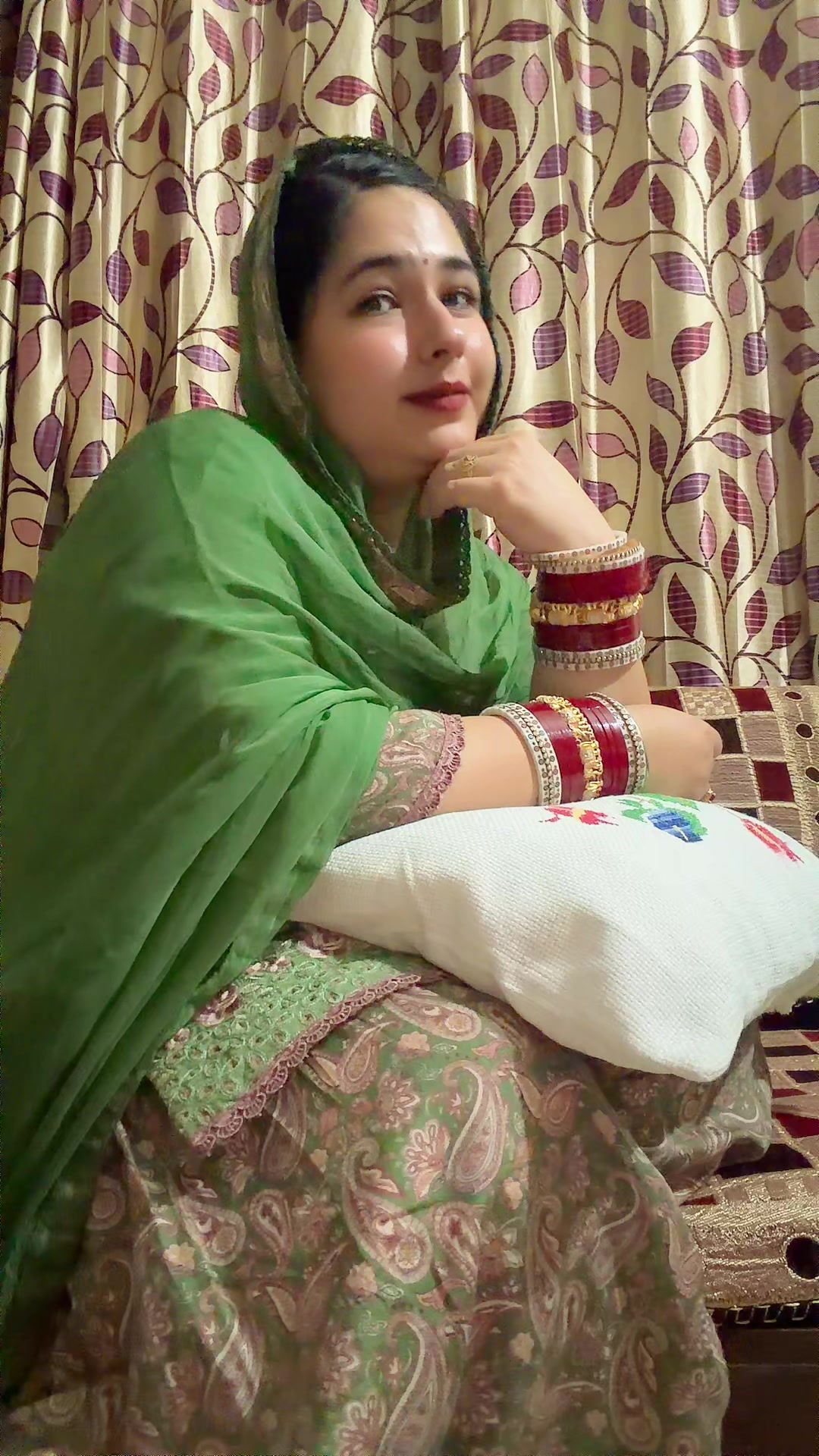 @Harleen kaur Sandhu♥️