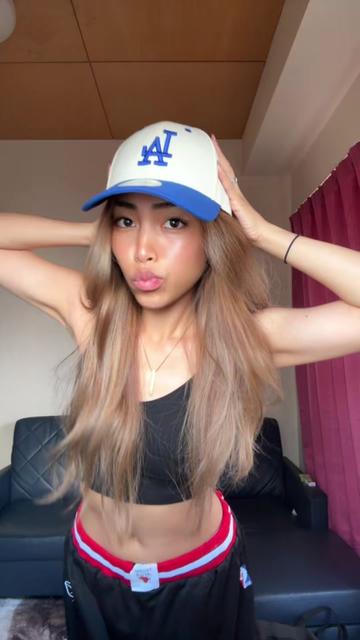 @Sexaaay