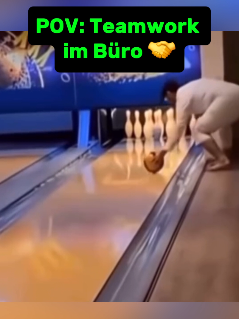 @job.meets.meme😅😫👨&zwj;🔧👩&zwj;💼
