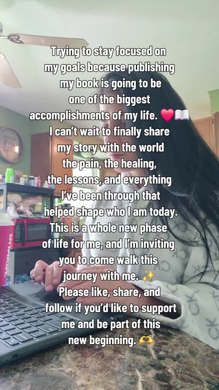 @nicoleB