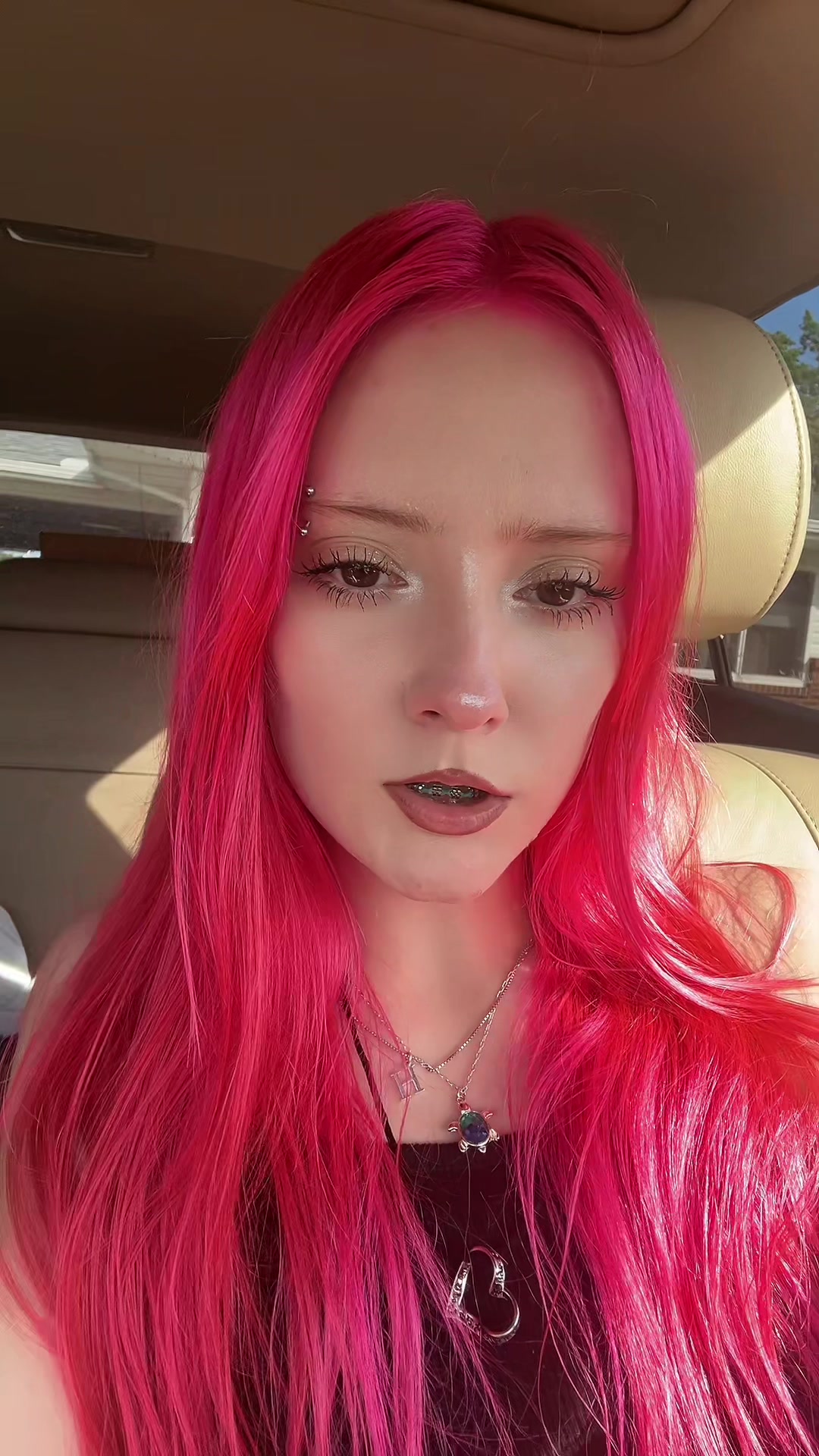 @*:・゚✧*:・゚✧