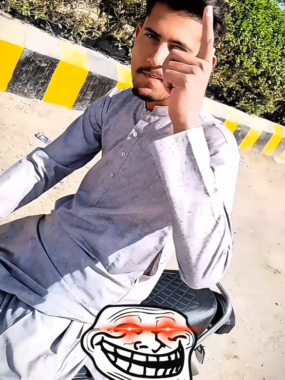 @𝗙𝗔𝗥𝗥𝗨𝗞𝗛 𝗦𝗛𝗕 😎