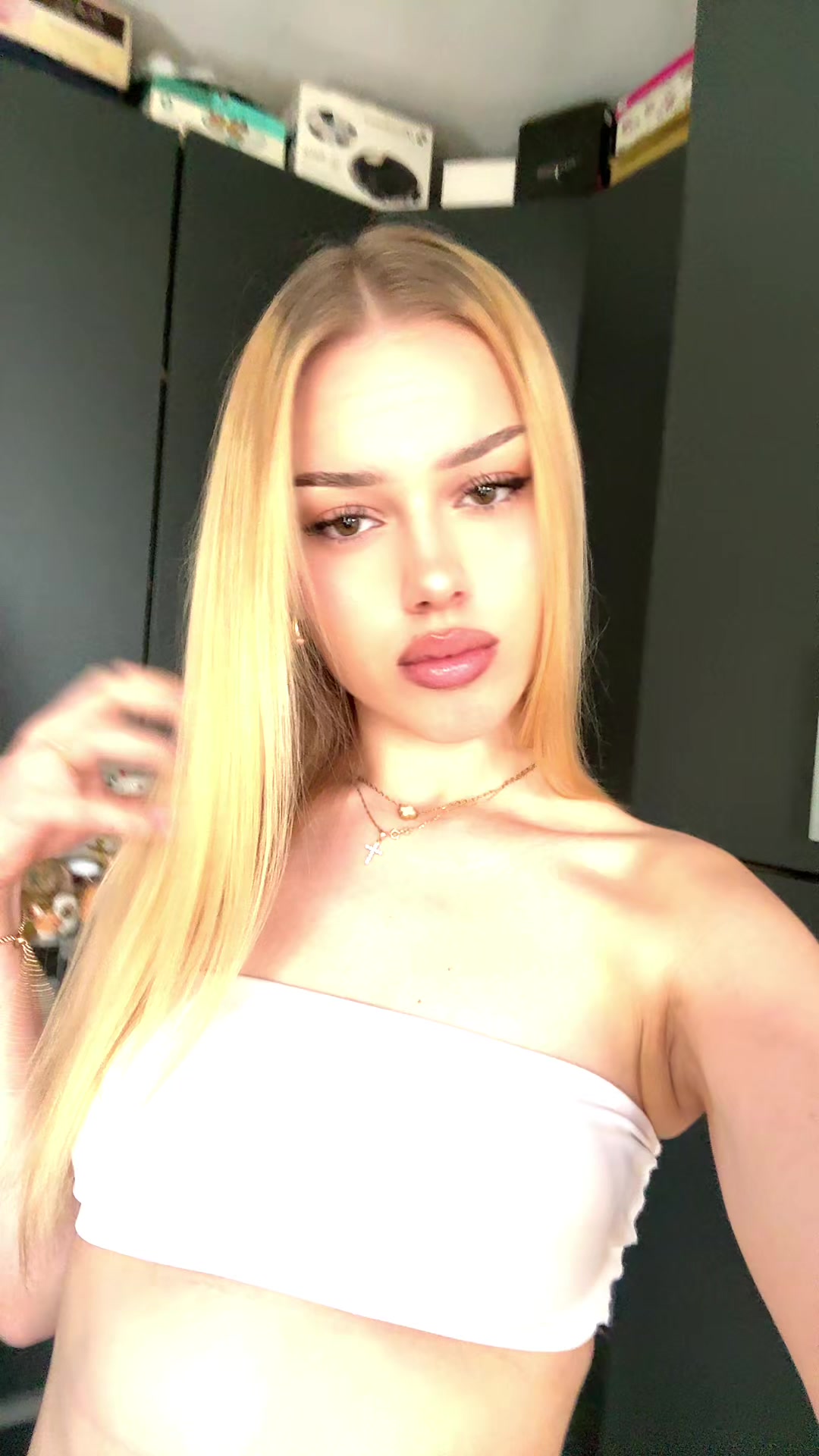 @⚜️