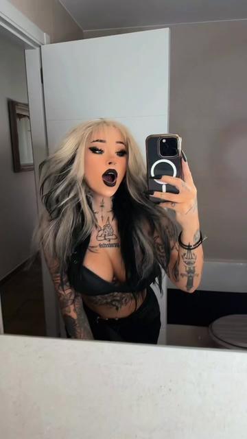 @Em🖤