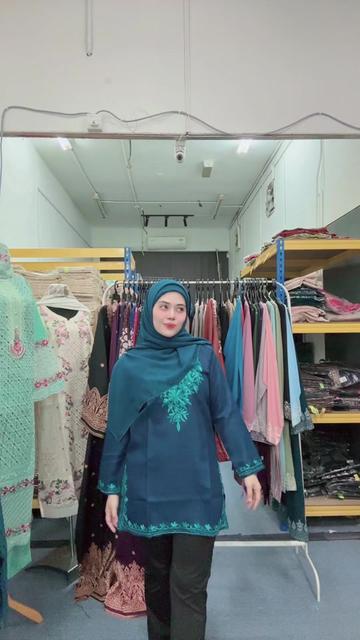 @KURTI KEKNIS