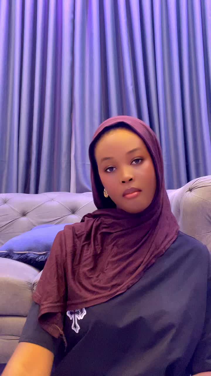 @Ayisha fashion hub 👗✂️🪡🧵