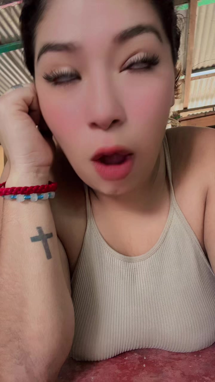 @kendrafalcon1