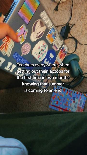 @🪩✌️B R I T T✌️🪩