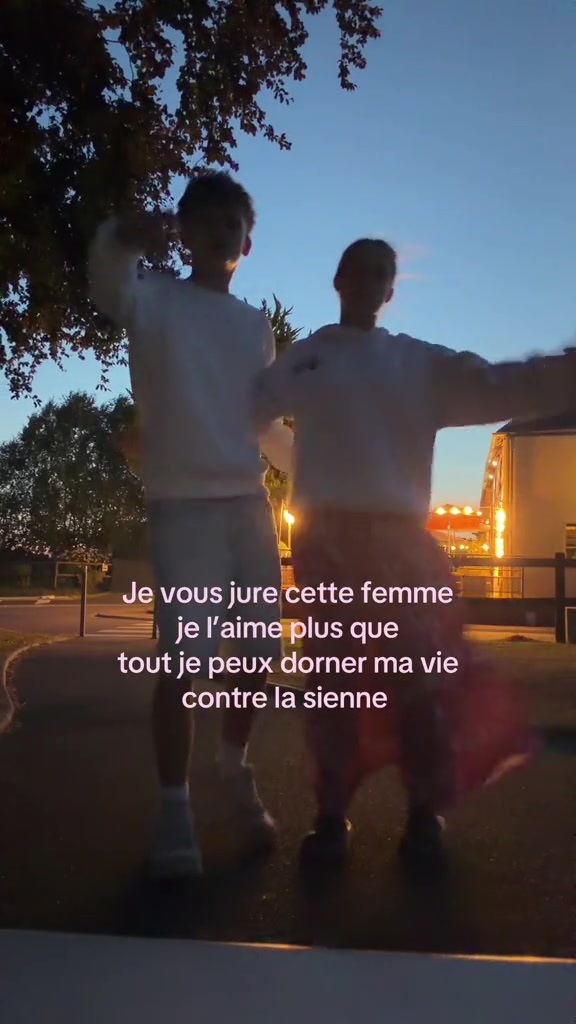 @𝐥𝐨𝐮𝐢𝐬&𝐥𝐨𝐮𝐧𝐚