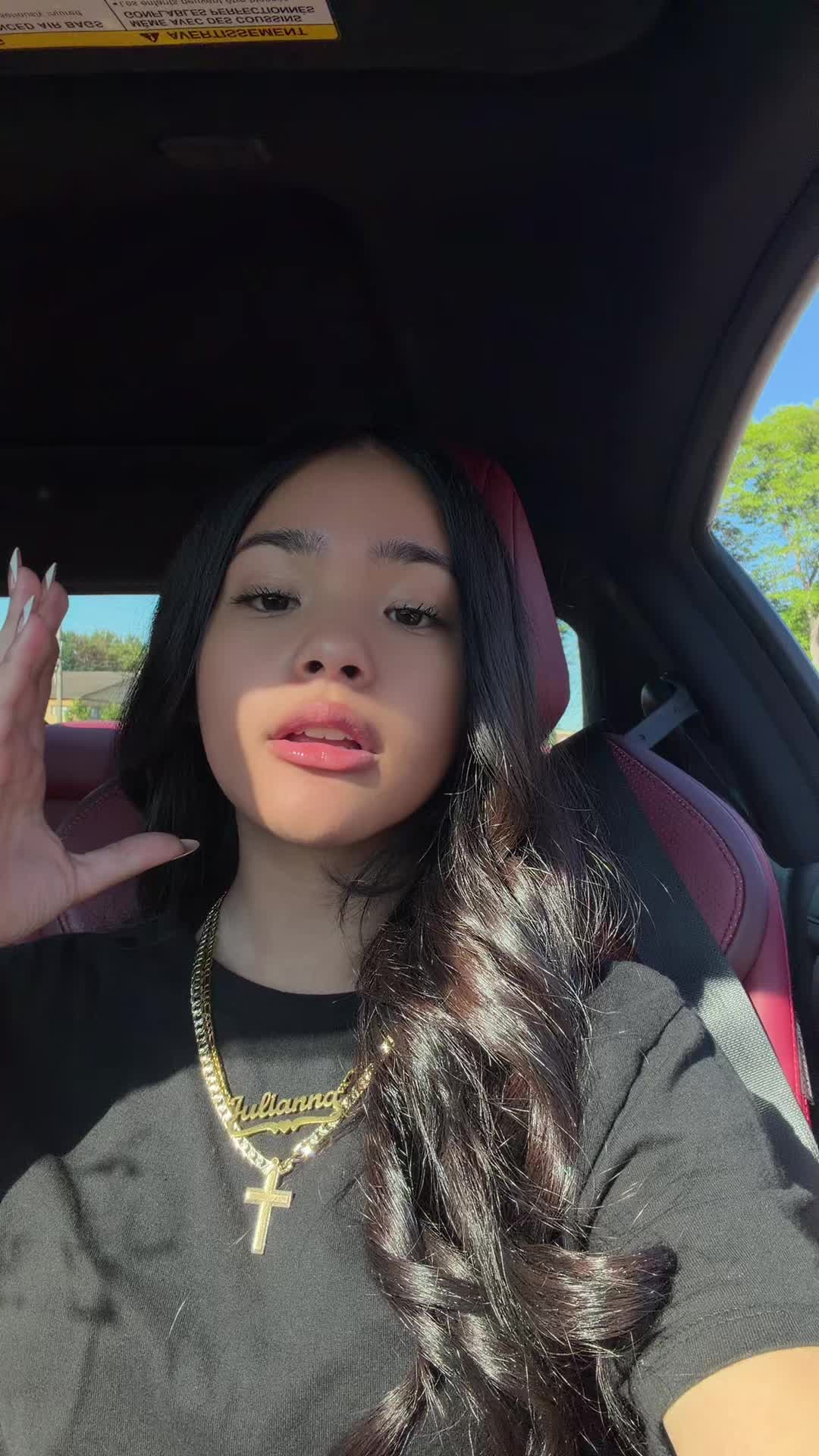 @deyLUVjulie