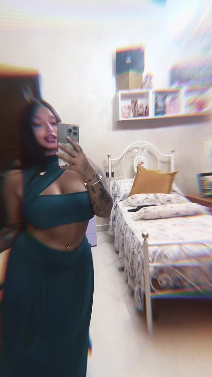 @karolercolano