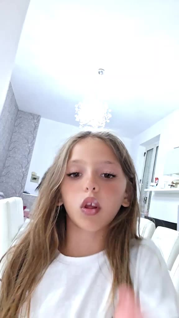 @Ester Iovino979