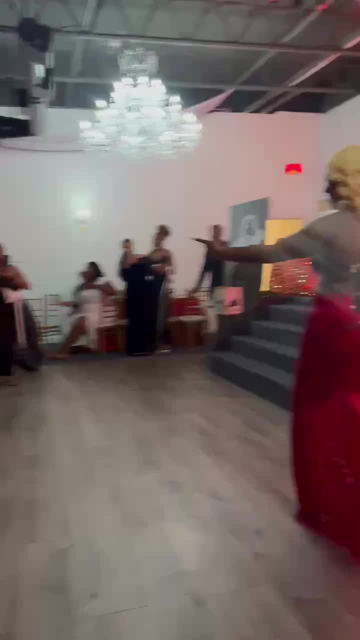 @Ilivelikeaking