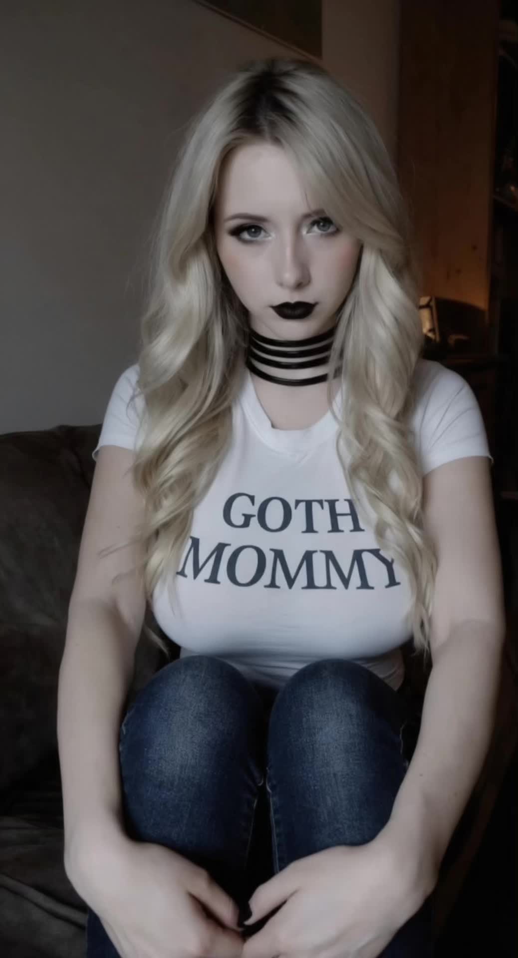@Goth Girl Anna