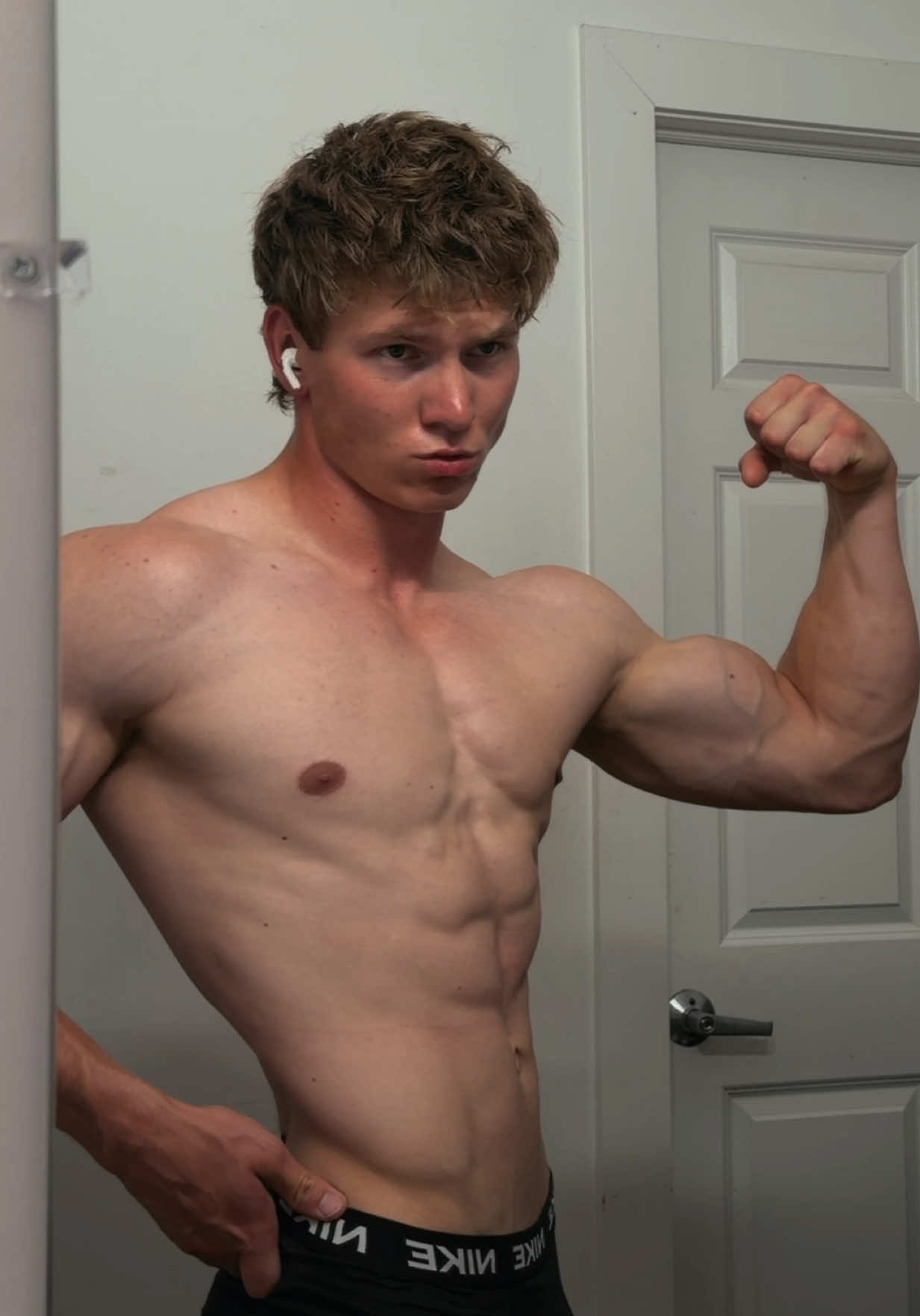 @officiallytmk