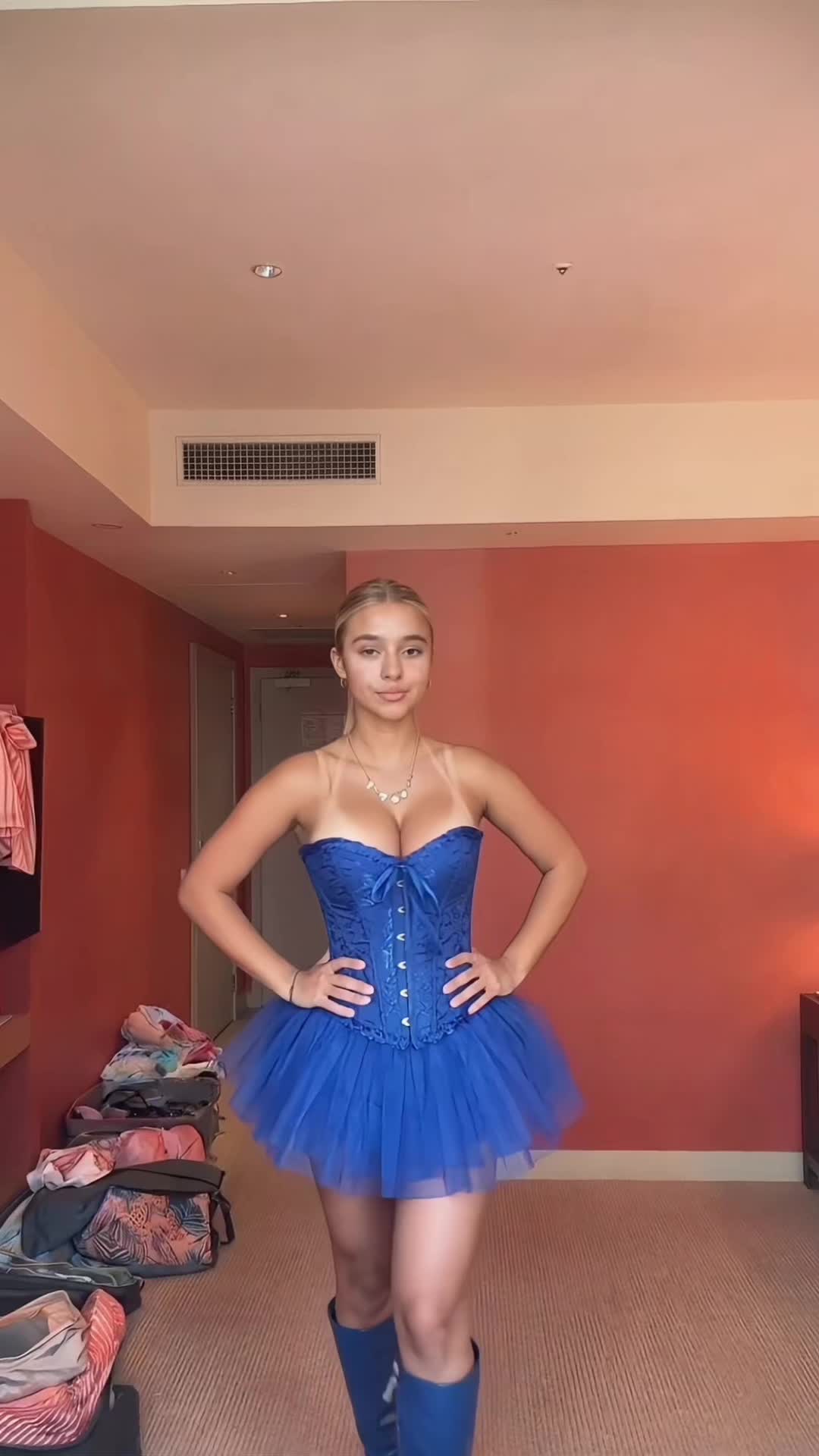 @Lily