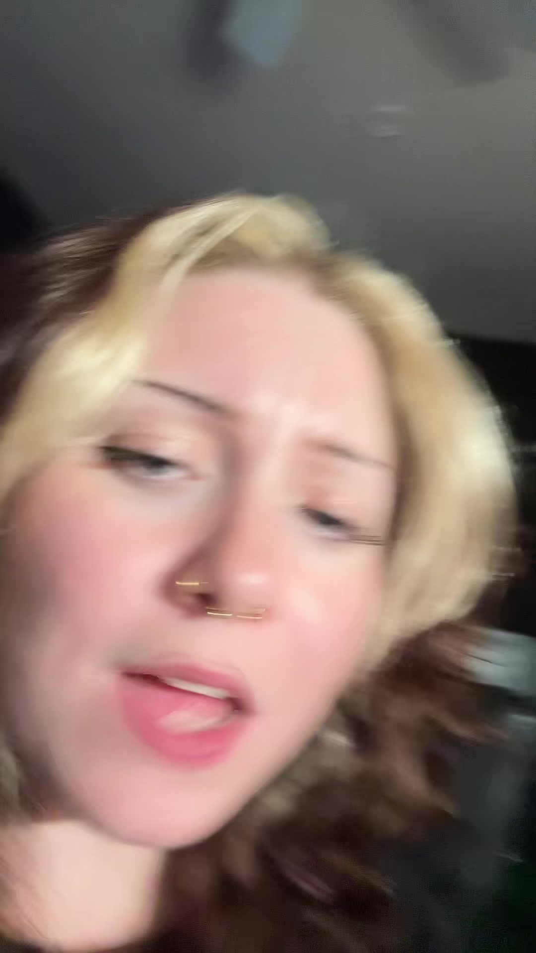 @lizzijogonecrazi