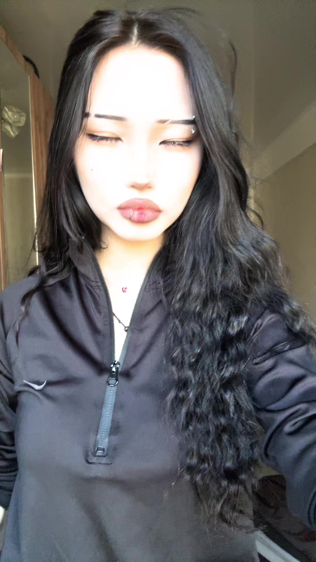 @Мия