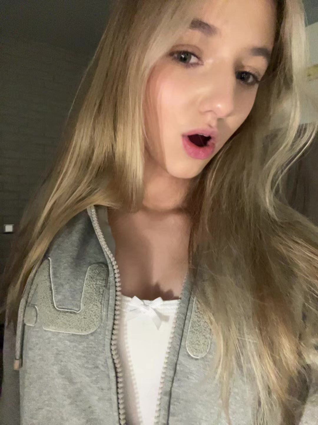 @🎧🪐