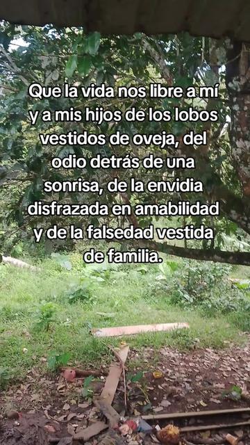 @🍒Valentina Cedeño🇪🇨💪