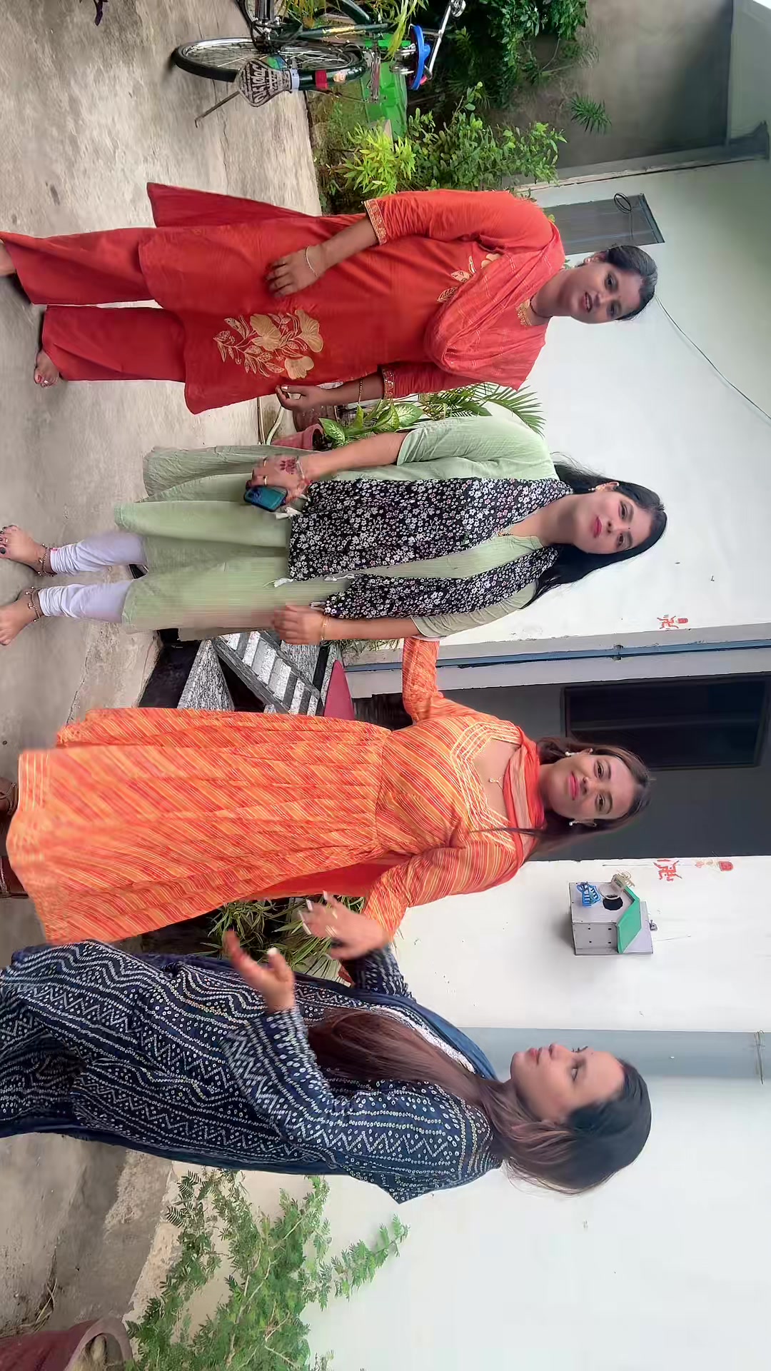 @ANJU MAHATO 🦋🕊️