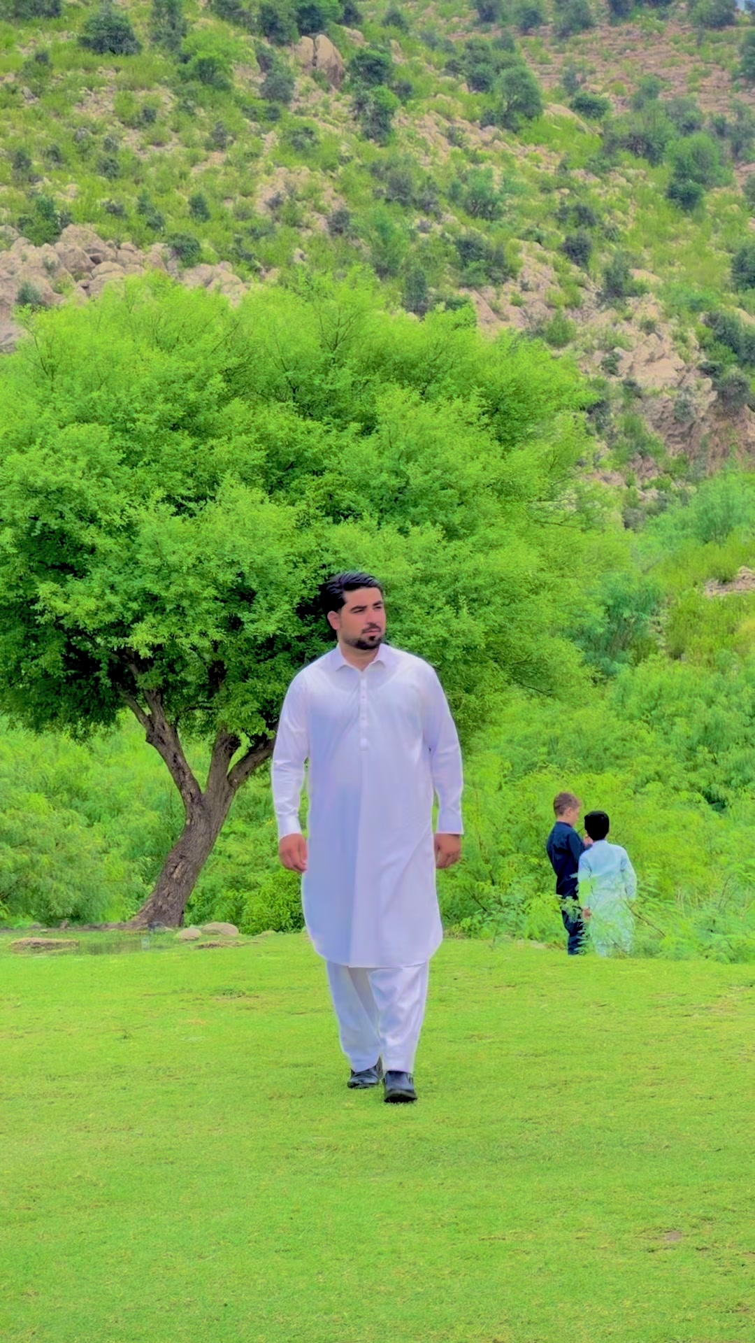 @MUNAWAR🌸