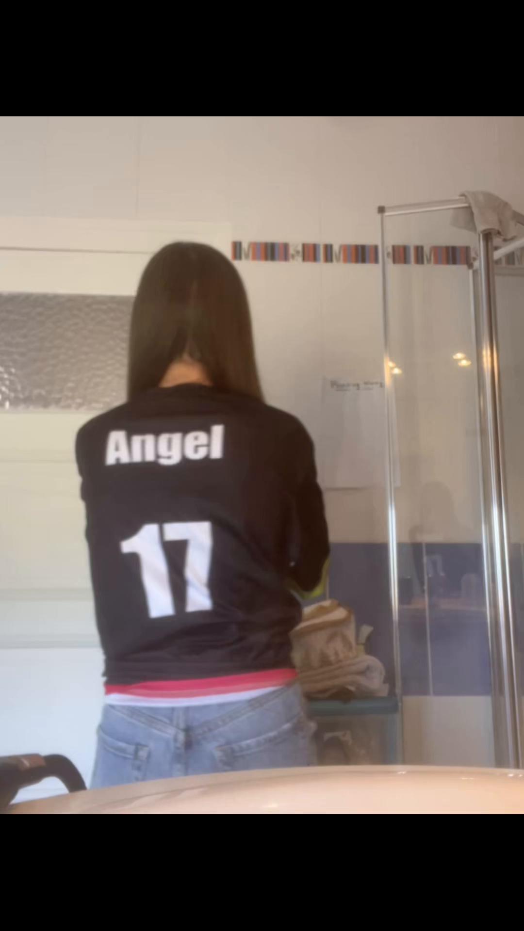 @𝐀𝐧𝐠𝐞́𝐥𝐢𝐧𝐚