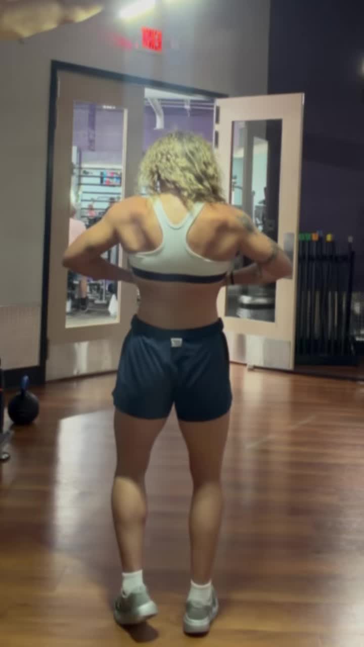 @oliviacrawwwwn