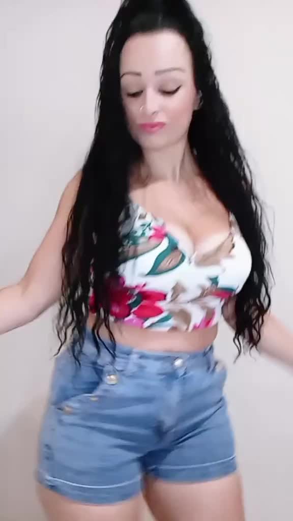 @❤️🅜︎🅔︎🅡︎🅨︎❤️