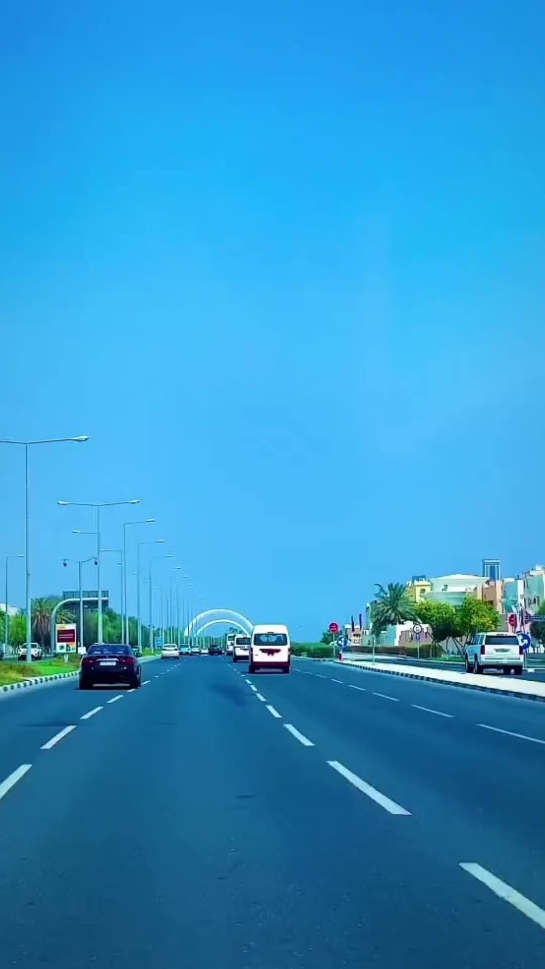 @DÜNYA BURASİ NE ARASAN İÇİNDE