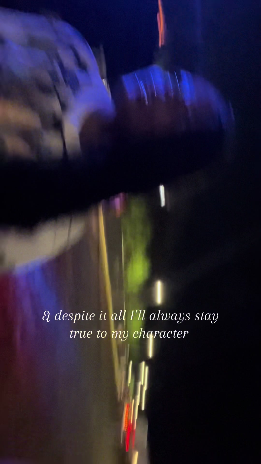 @✰