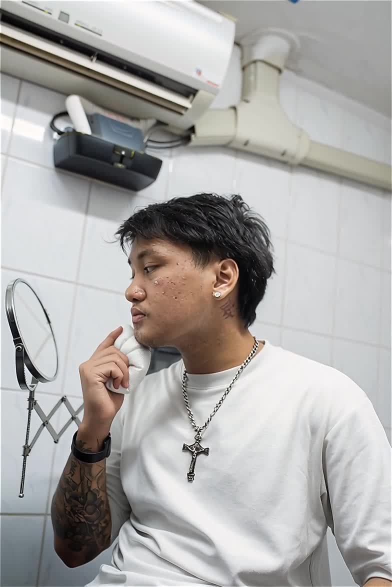 @PiercingsWorks