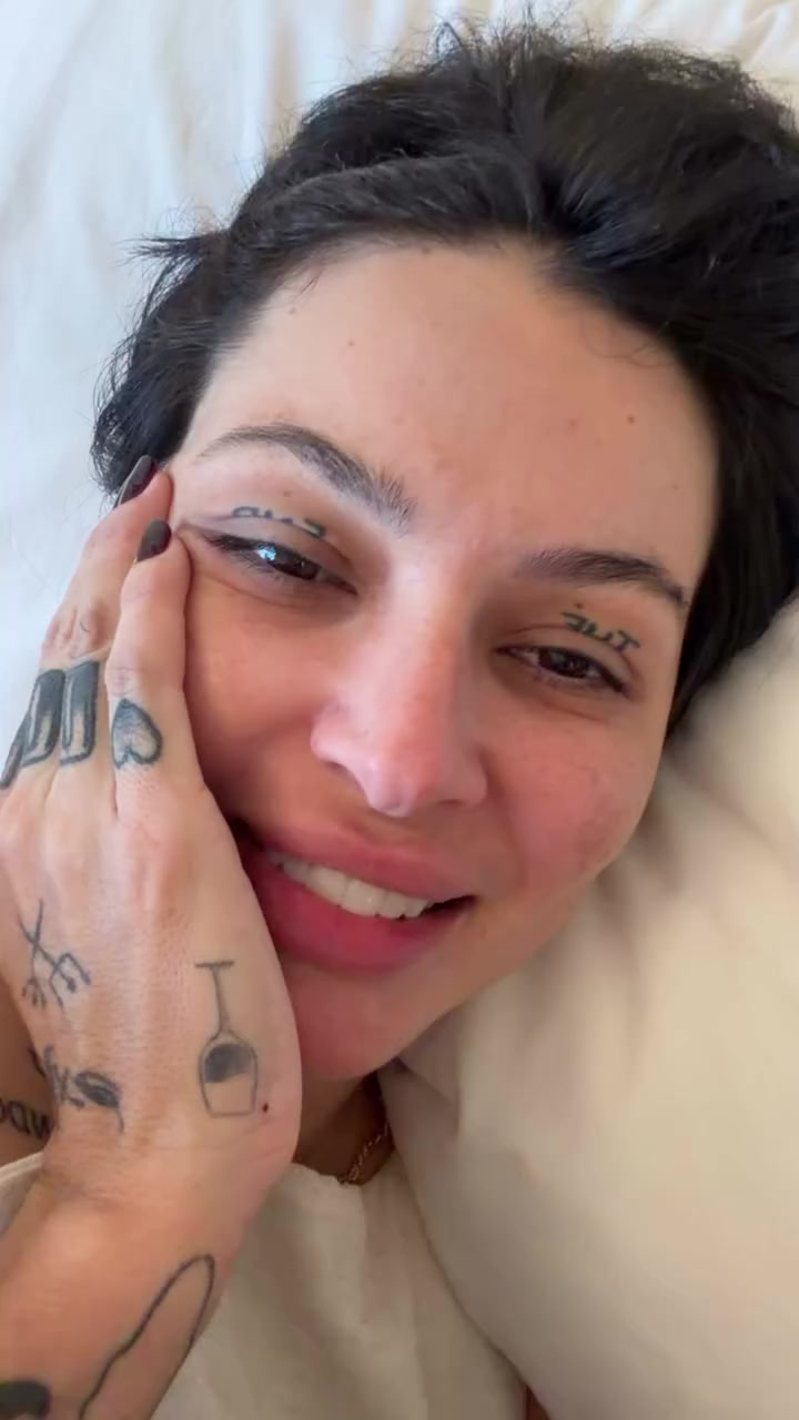 @Camila Silvério