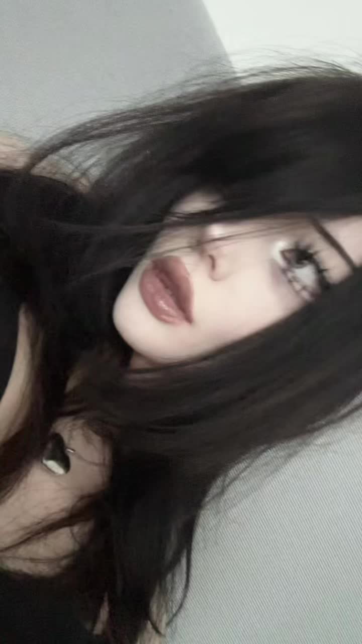@🧛🏻♀️