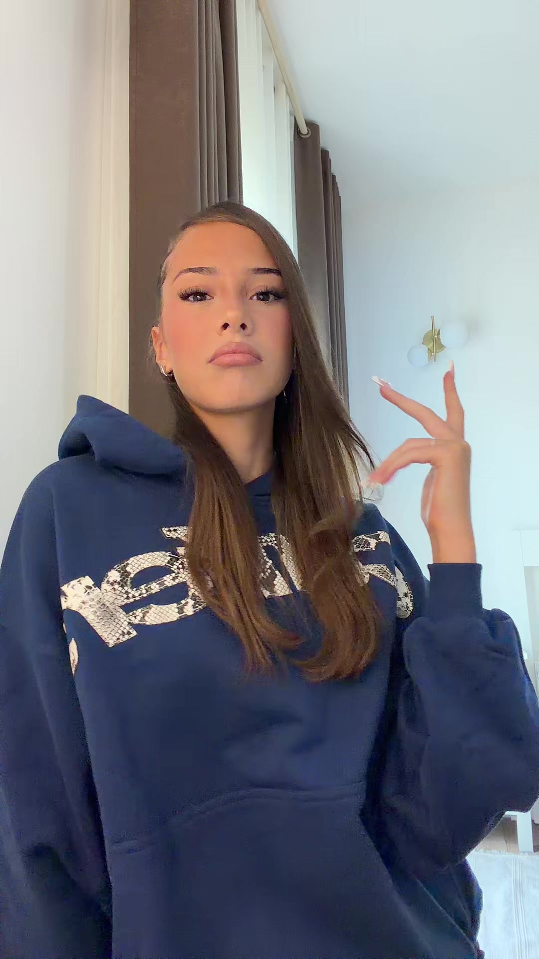 @bibi