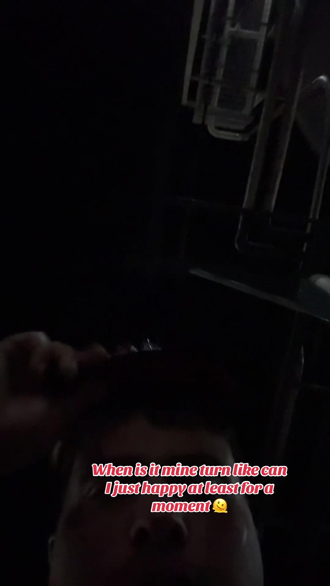 @🤳