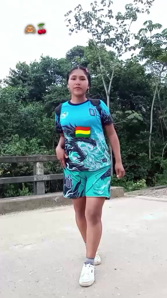 @shinahoteñita🍒🇧🇴