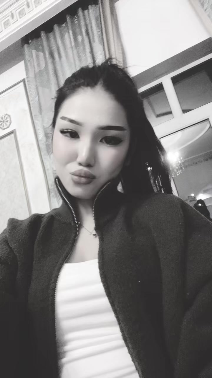 @🐰