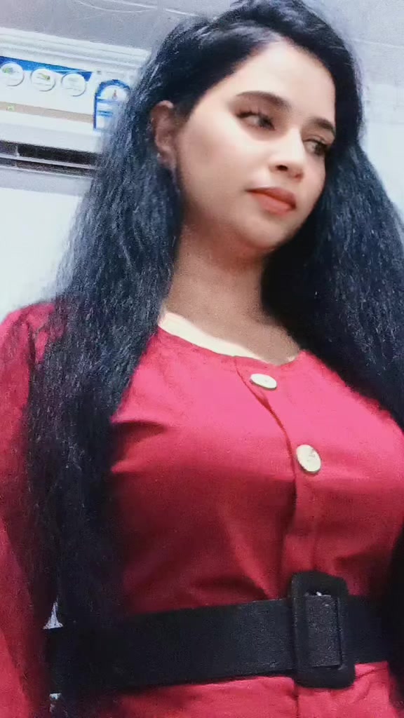 @🖤🤍nila🤍🖤