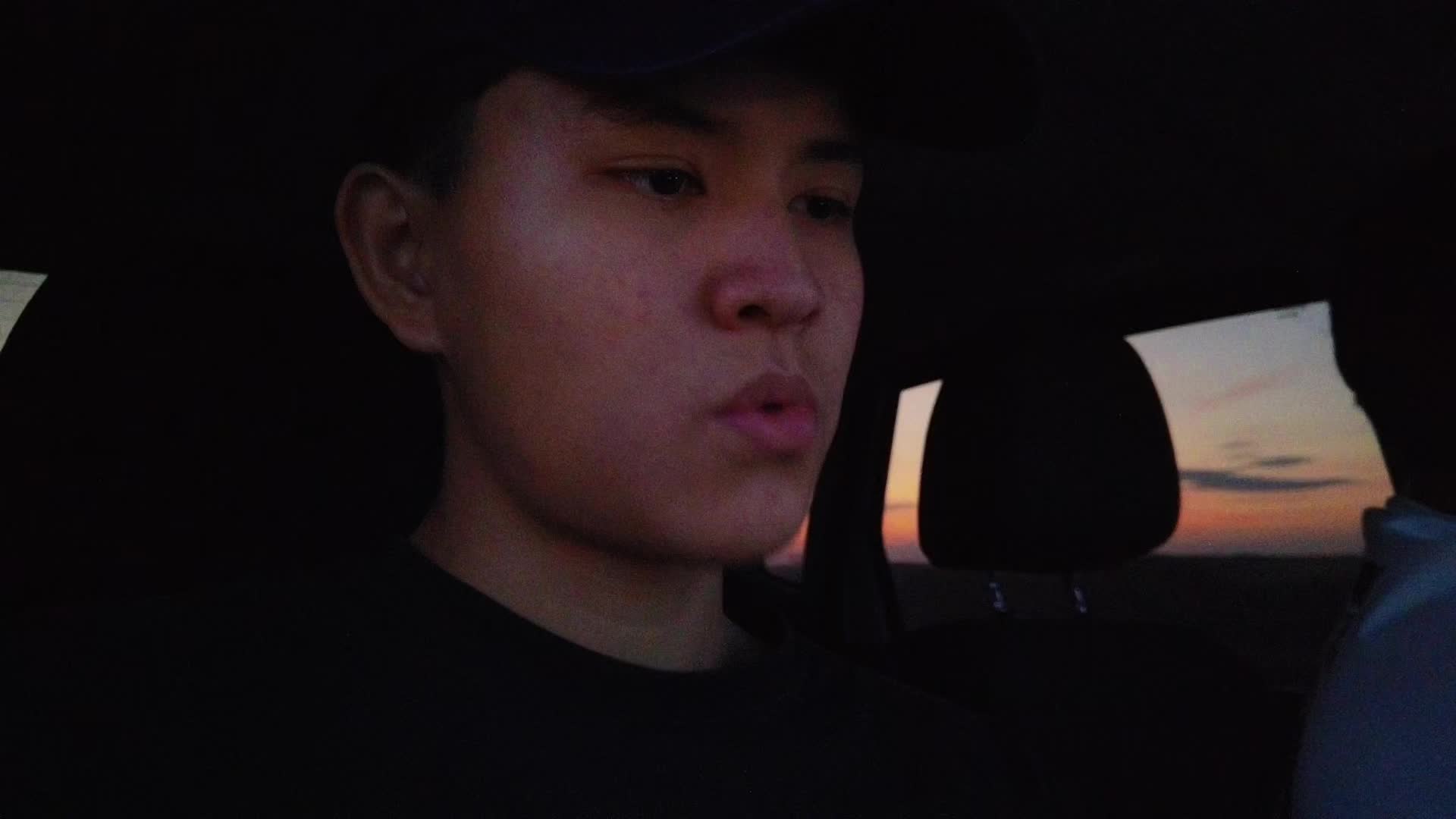 @t.ily09