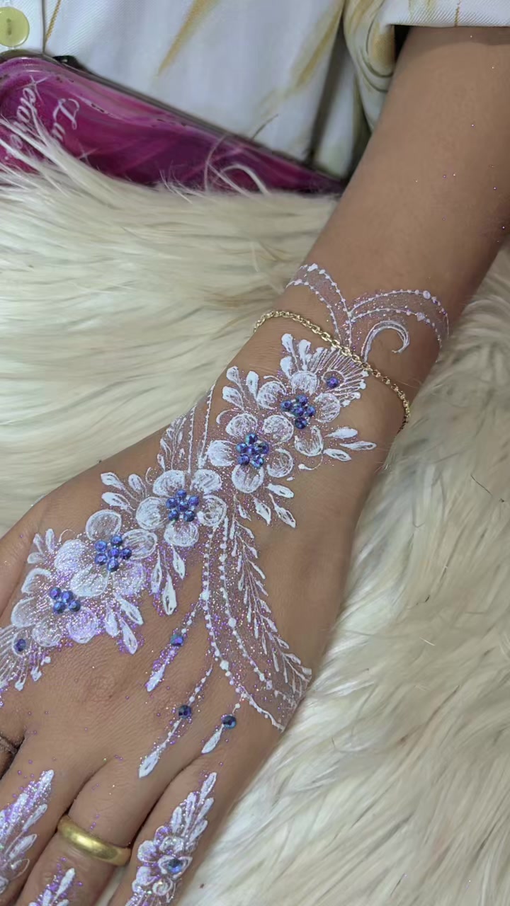 @Aini Henna