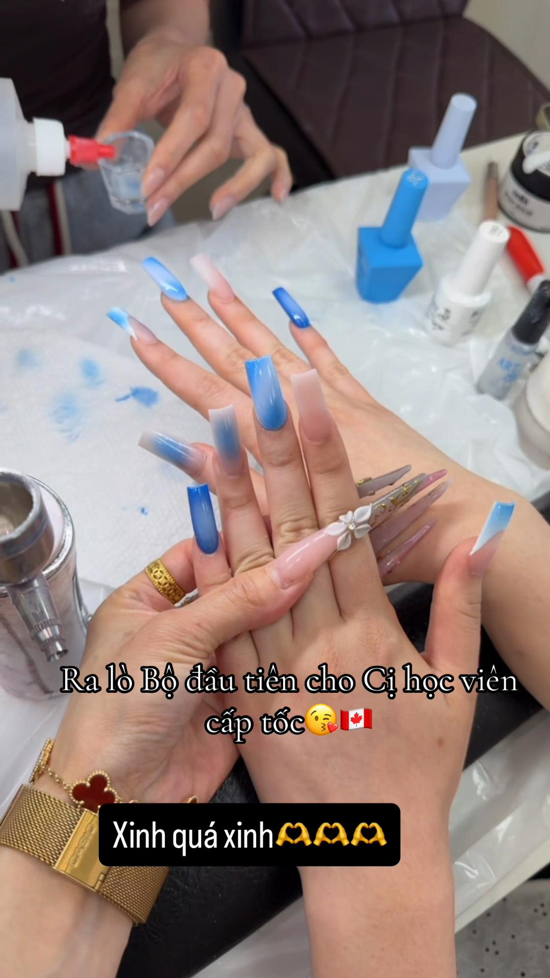 @KimmieNails🇻🇳&hearts;️🇨🇦Tấu H&agrave;i😜